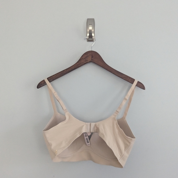 Women's Victoria's Secret Incredible No Padded 36D - Picture 2 of 5